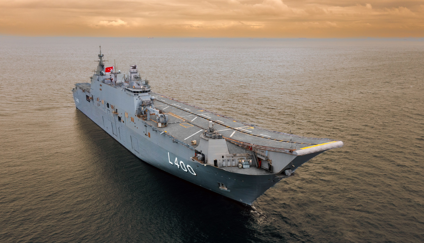 土耳其无人机航母阿纳多卢号